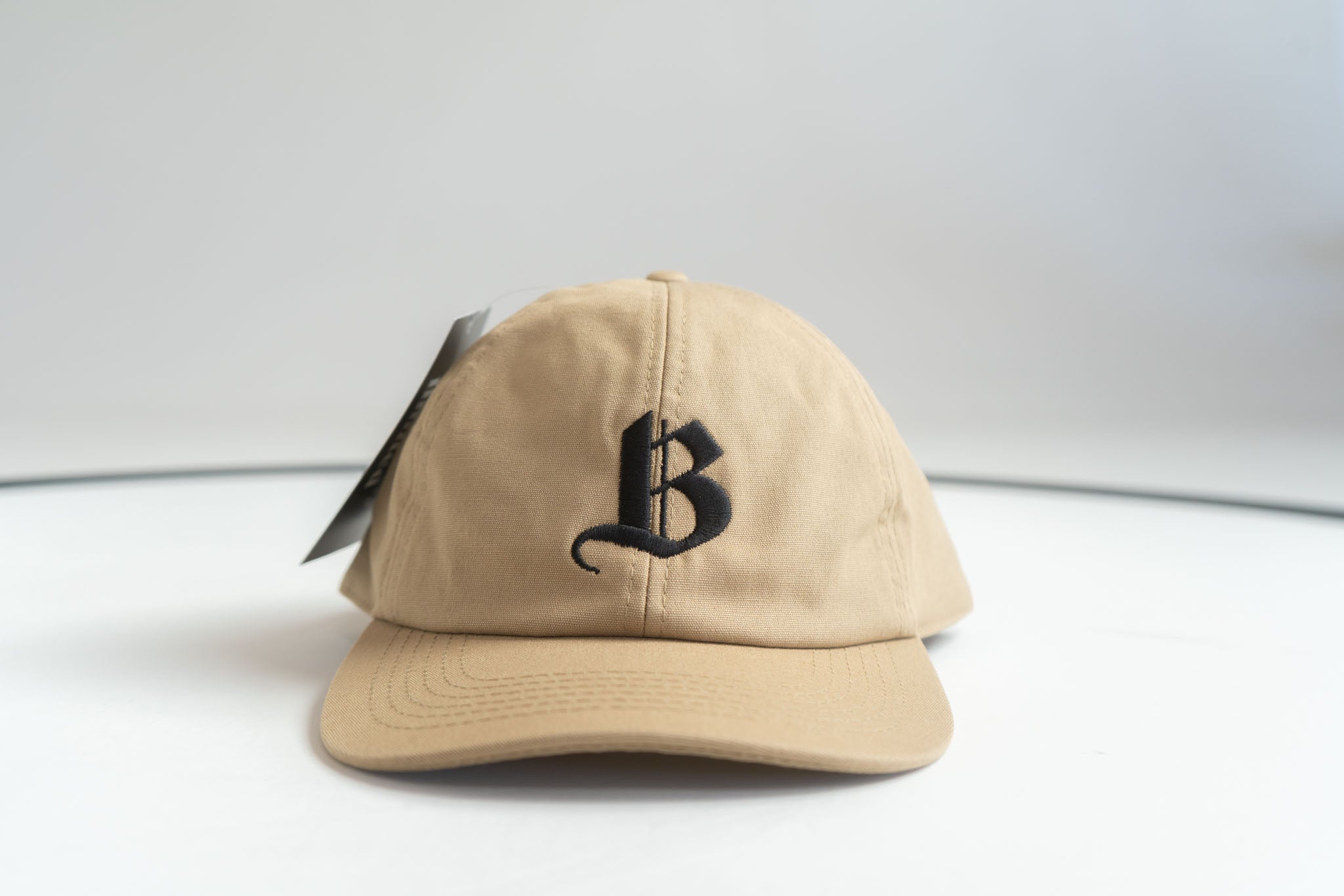 b-cap desert